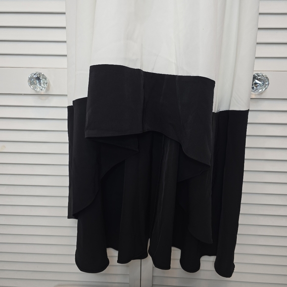 GRACIA Cutout Maxi Dress Bold Stripe Hi-Low Hem B&W Sz Large Gown Mod Minimalist - Picture 3 of 16